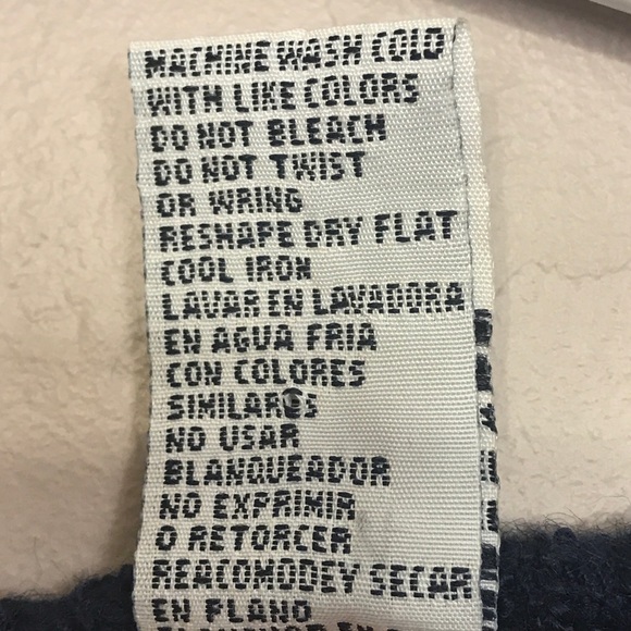 White Stag V Neck Pullover Sweater - Picture 5 of 5